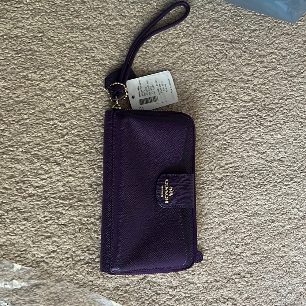 NEW WITH TAGS PURPLE COACH WALLET